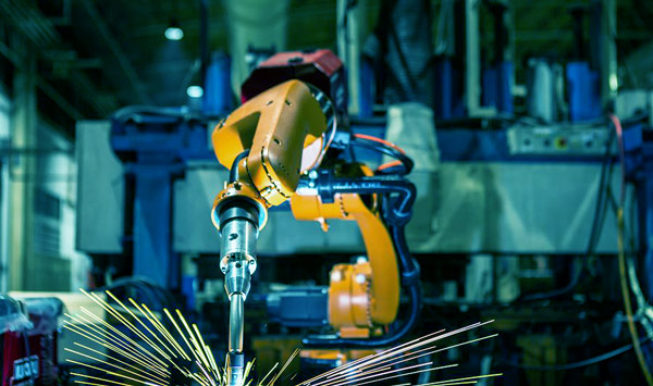 Automation application of laser equipment in modern industrial manufacturing(图1)