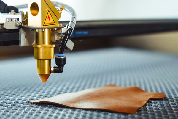 What materials can laser cutting machines cut? And what cant they cut?(图1)