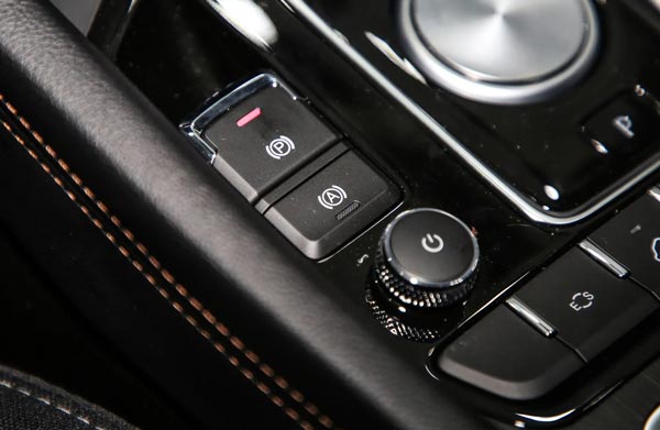 How are car logos marked? The answer is to use a laser marking machine!(图3)