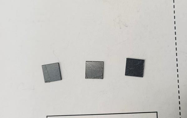 What is used to cut graphite sheets? Precision laser cutting machine!(图1)