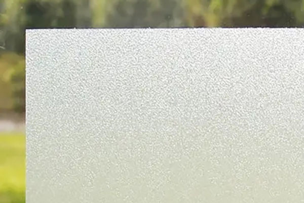 What is the difference between glass laser grinding and traditional grinding?(图2)