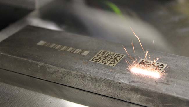 Laser marking machine and laser engraving machine: same roots but different names, exploring the essence of technology together(图1)